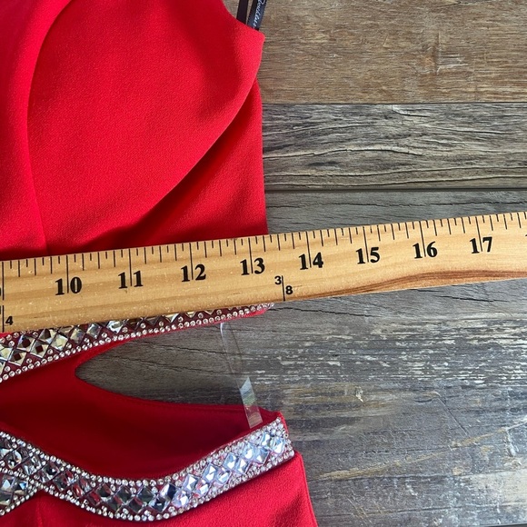 Nordstrom Speechless Formal Evening Dress Size 7 Color Red Sexy Jewel Stretch - Picture 9 of 16